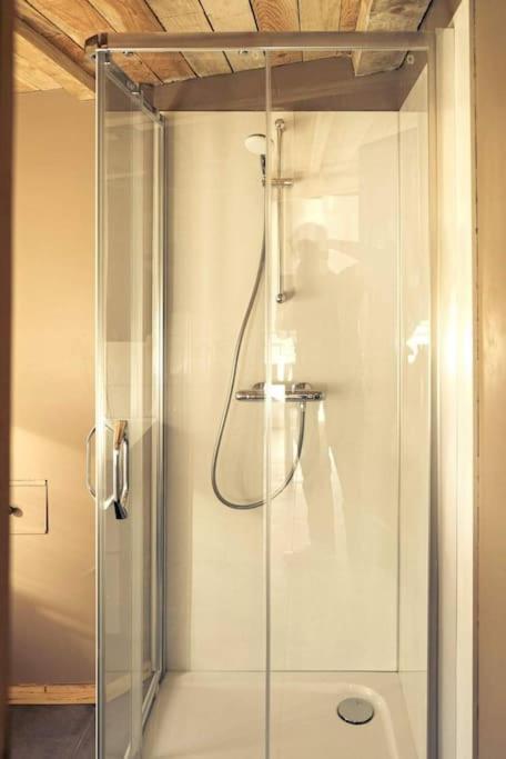 Le P'Tit Nid : Mini Loft Pour 2 A 4 Personnes Villa Tellin Exterior foto
