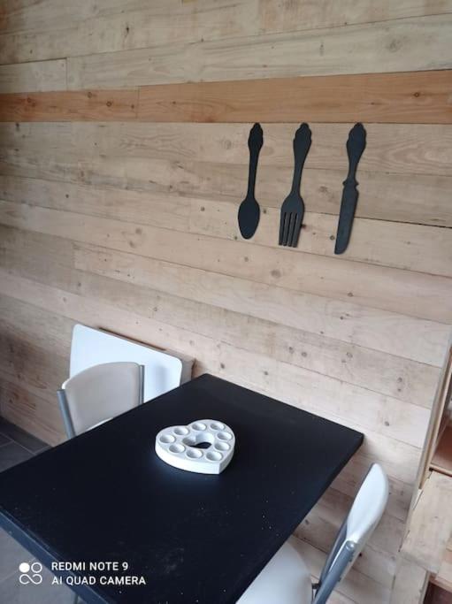 Le P'Tit Nid : Mini Loft Pour 2 A 4 Personnes Villa Tellin Exterior foto